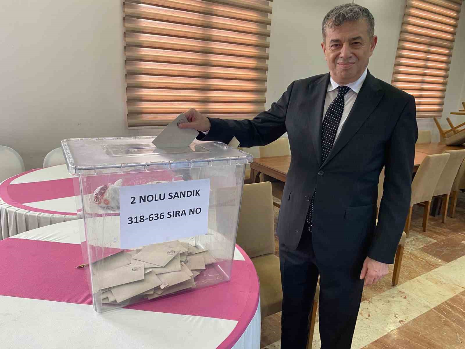 Başkan Künkcü Güven Tazeledi