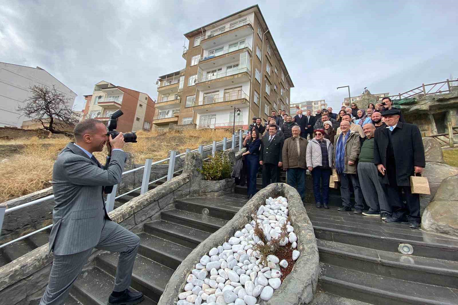 Başkan Özdemir: “Gazeteciler En Özel Günlerinde Bile Mesleklerini Bırakamıyor”