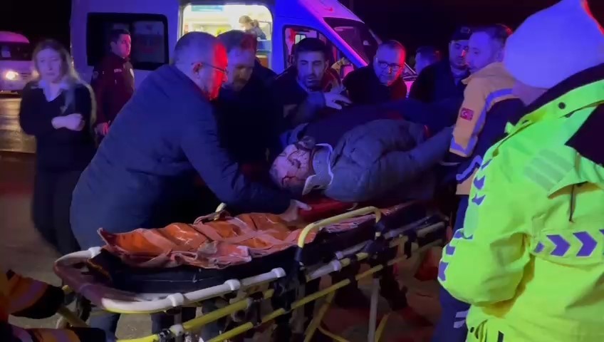 Bursa’da Trafik Kazasında Can Pazarı: 4 Yaralı