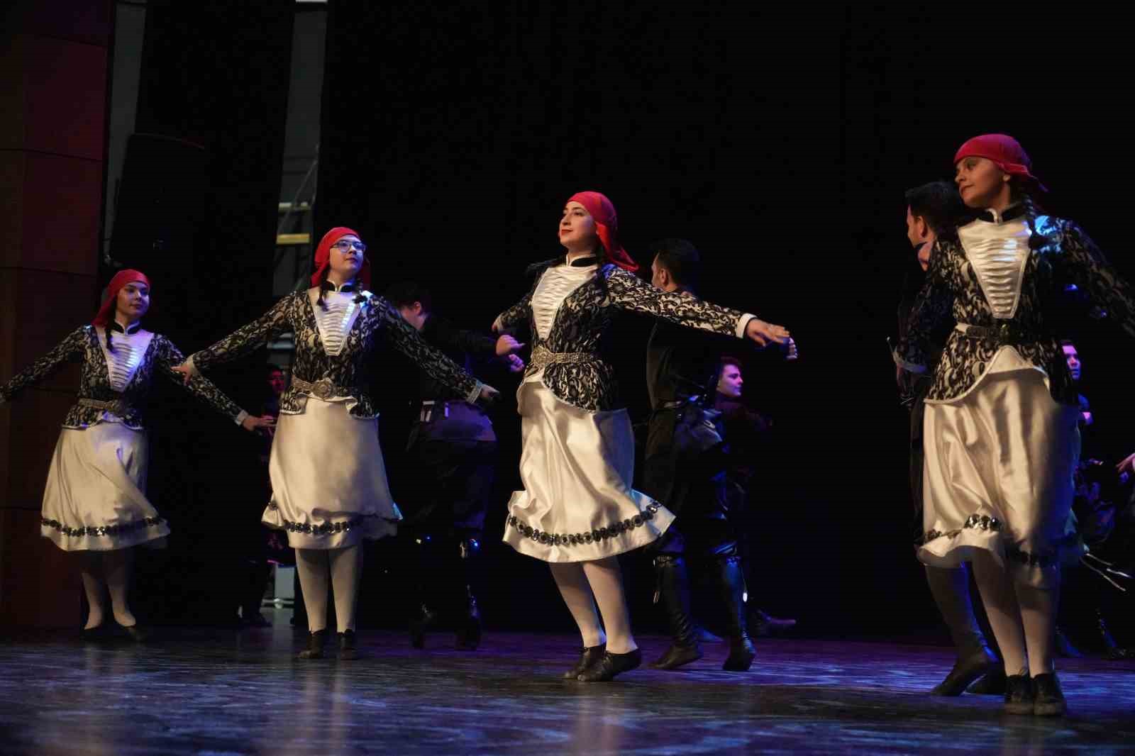 Çerkeslerden “Kültür Neferleri Onur Gecesi”