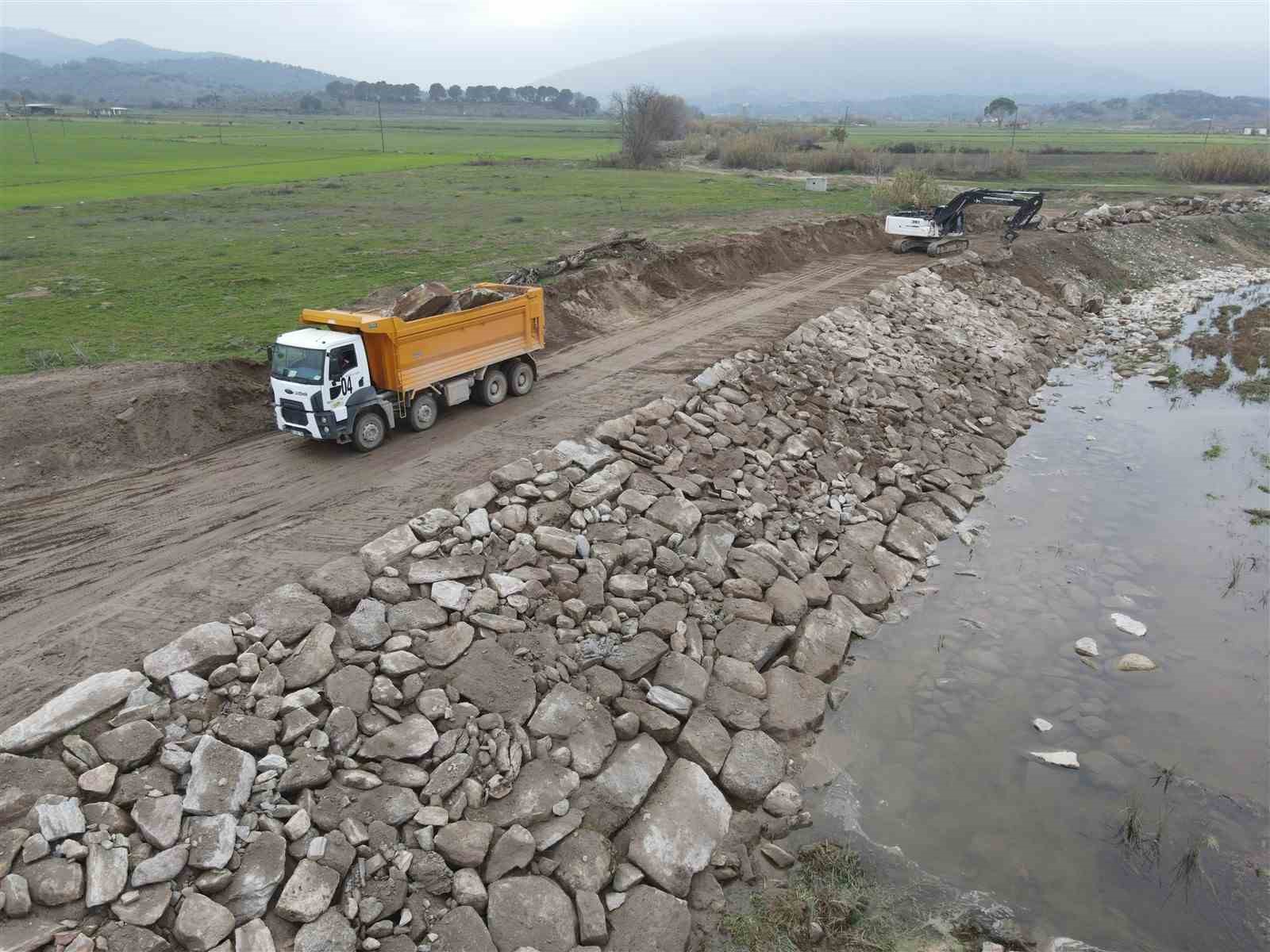 Çine Sulaması İnşaatında Çalışmalar Sürüyor