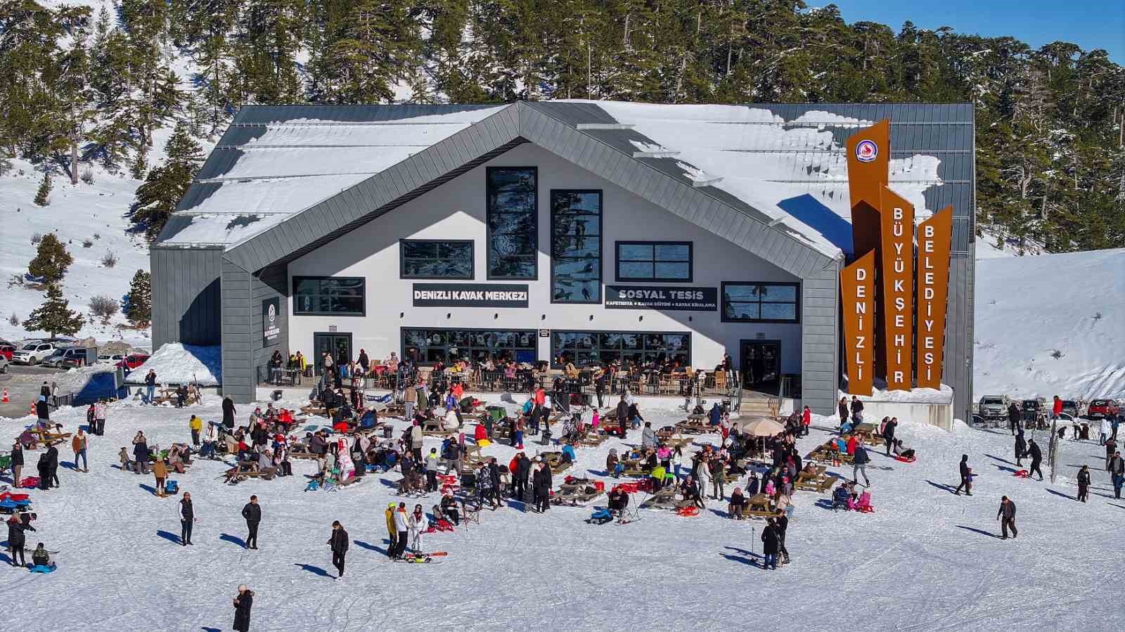 Denizli Kayak Merkezi Yeni Sezona Hazır