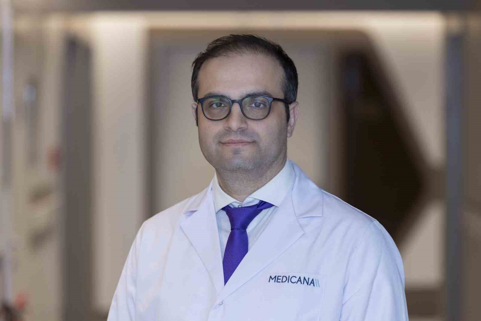 “Dijital Yaşamın Omurgaya Boyun Eğdiren Sinsi Tehdidi”