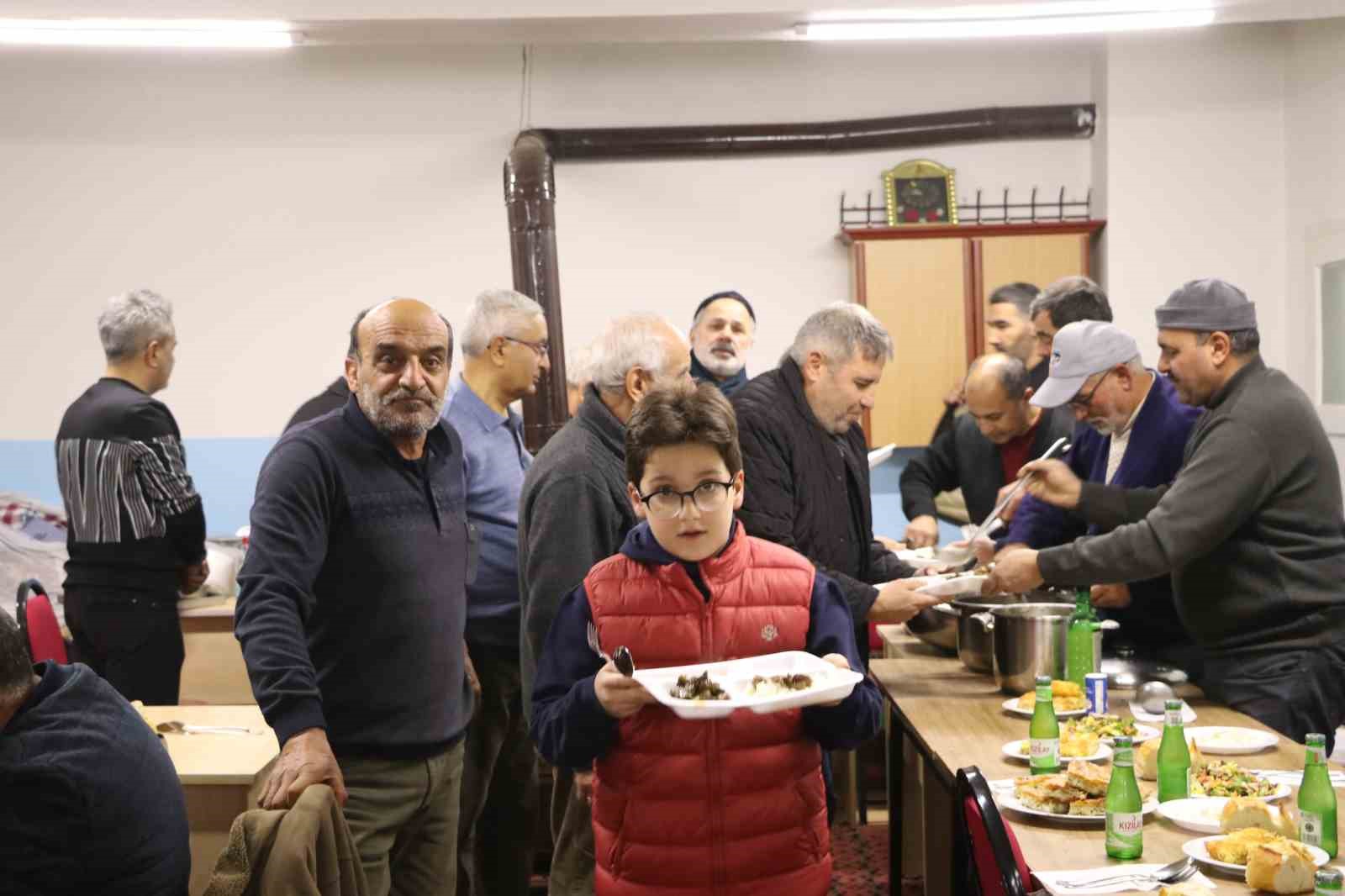 Erzincan’da “Herfene Geceleri”Yle Asırlık Köy Geleneği Yaşatılıyor