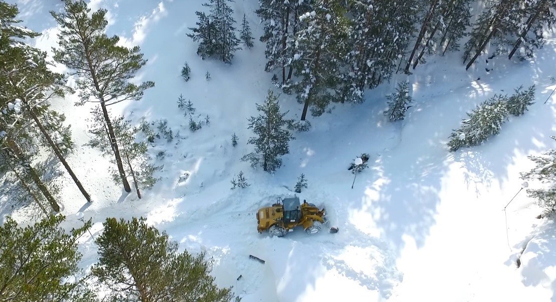 Erzincan’da Kar ve Tipiden Kapanan 213 Köy Yolunda Çalışmalar Sürüyor