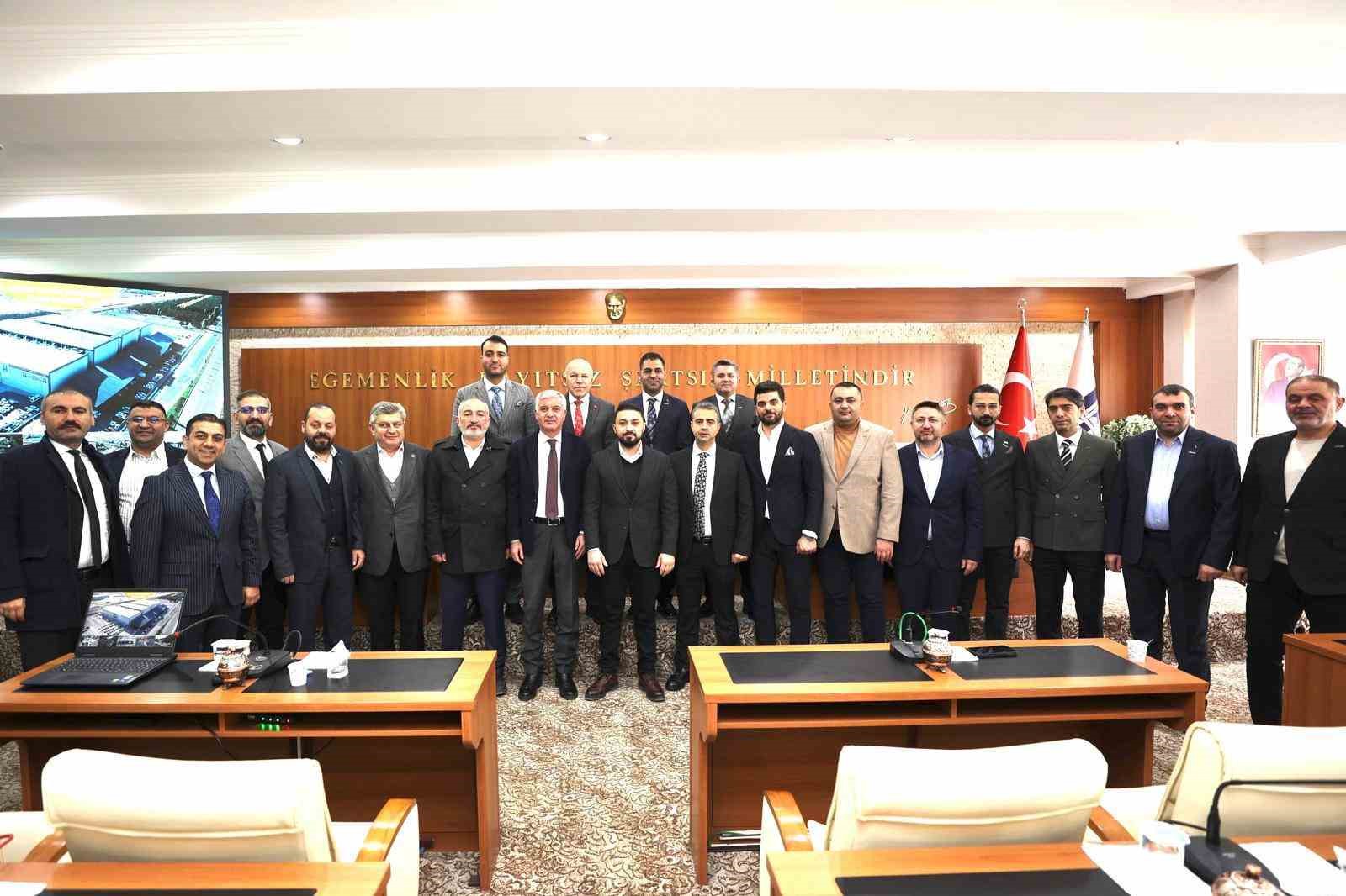 Erzurum ASKON’dan Büyükşehir Belediye Başkanı Sekmen’e Nezaket Ziyareti