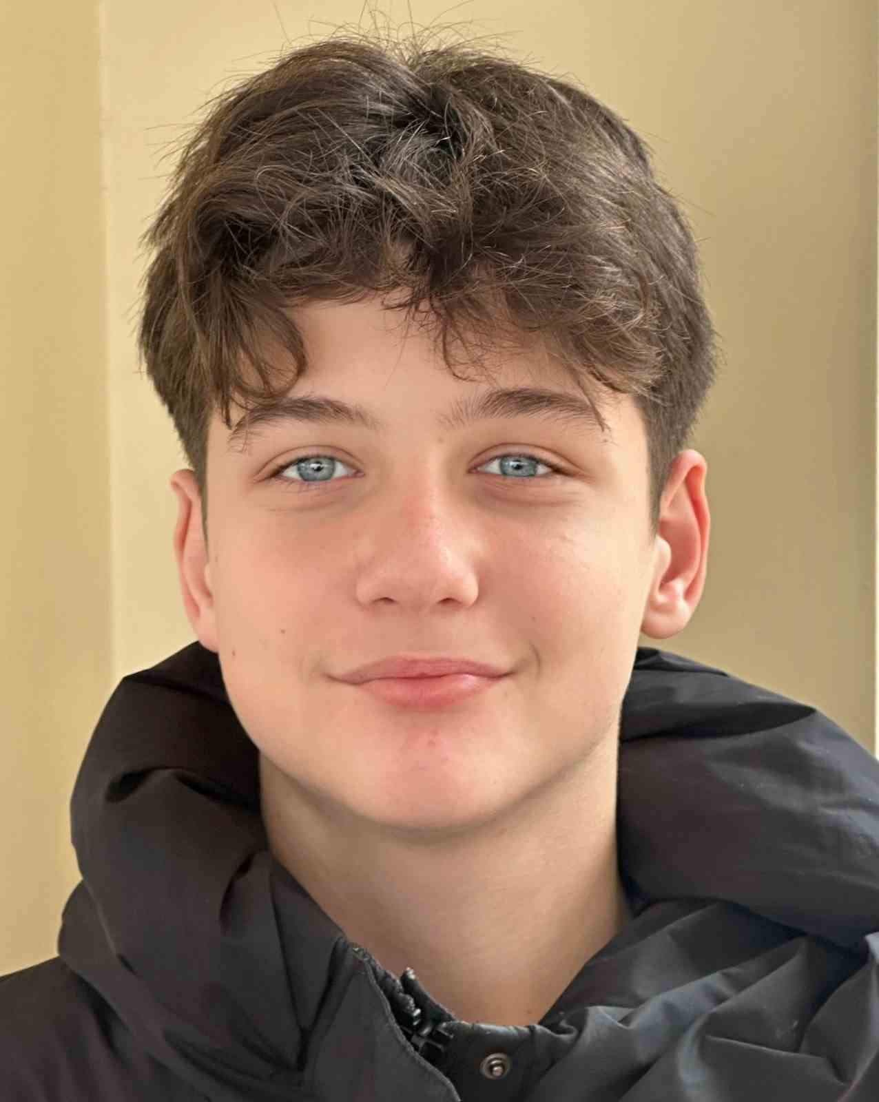 Güngören’de “Yan Baktın” Kavgası Cinayetle Bitti: 16 Yaşındaki Atlas’ın Bıçaklandığı An Kamerada