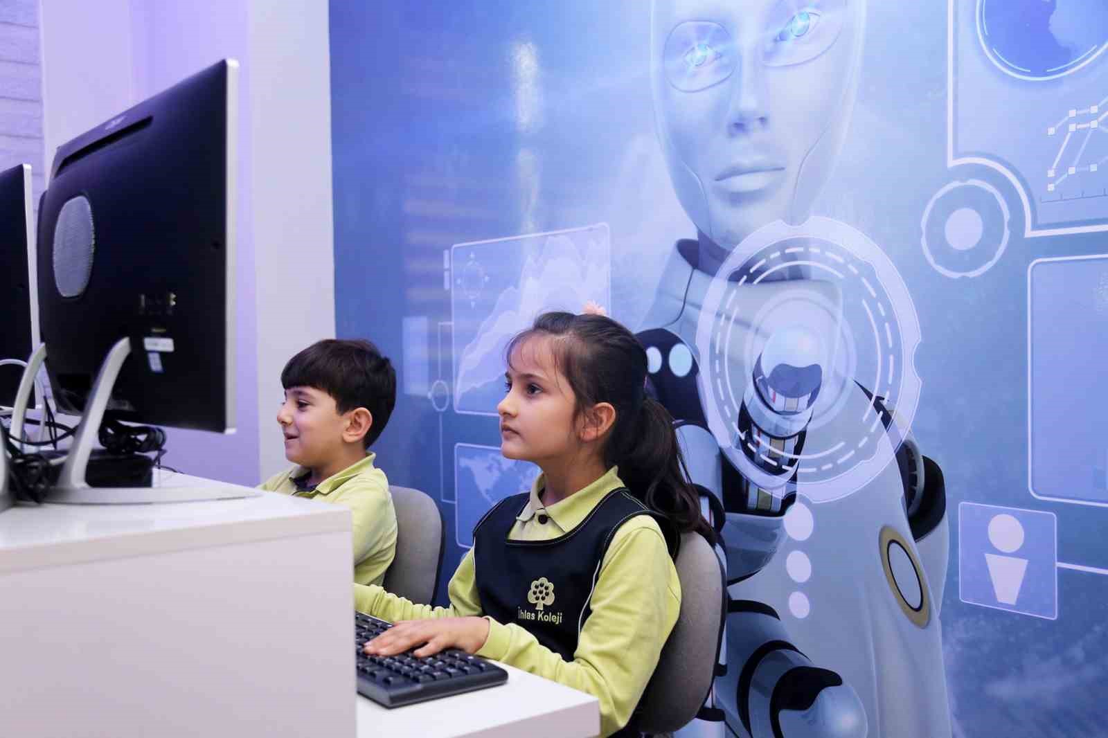 İhlas Koleji, “Yapay Zekâ Ofisi” ile Eğitimin Geleceğini Tasarlıyor