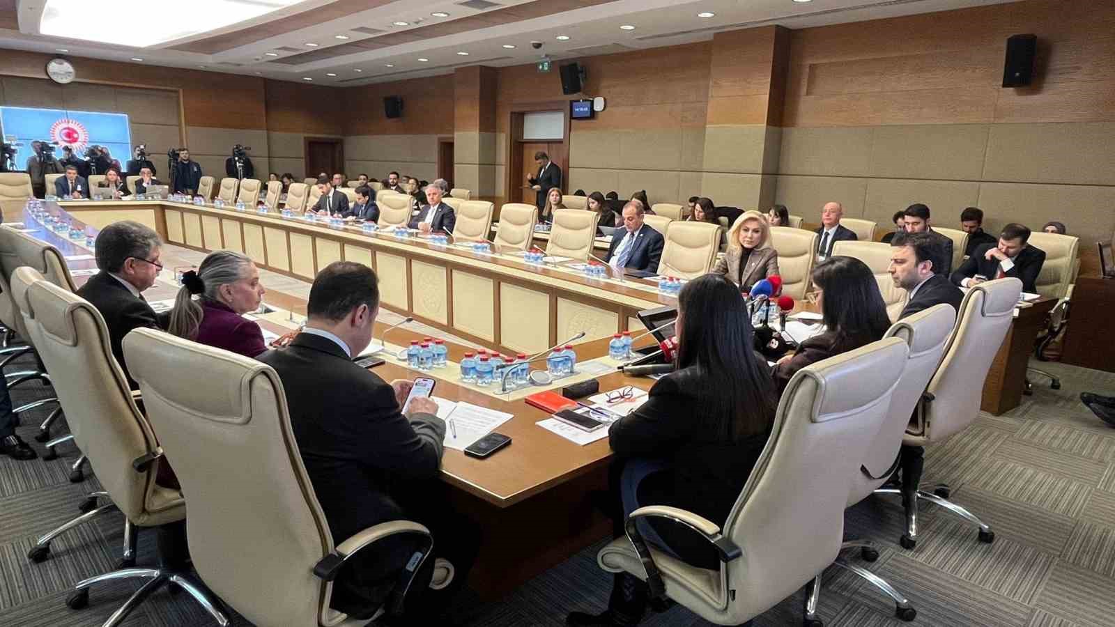 İstanbul Emniyeti, Suça Sürüklenen Çocuklara İlişkin Araştırma Komisyonu’nda Sunum Yaptı