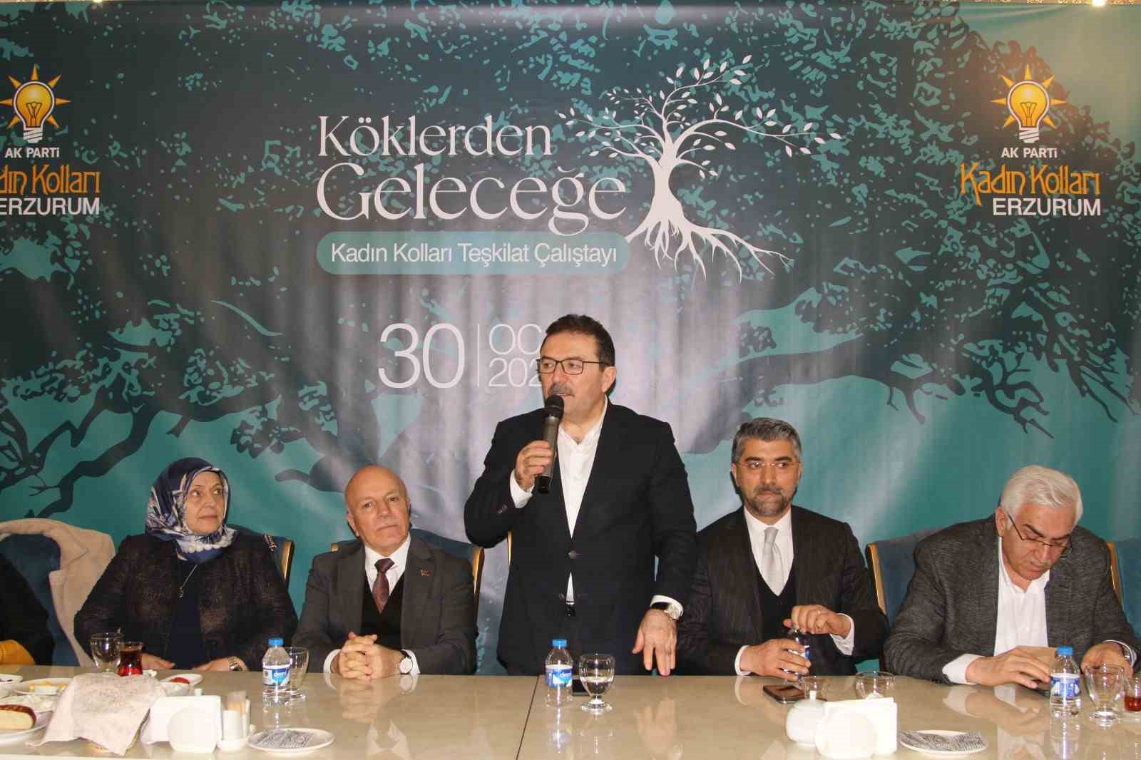 “Köklerden Geleceğe” Kadın Kolları Teşkilat Çalıştayı Erzurum’da Gerçekleştirildi