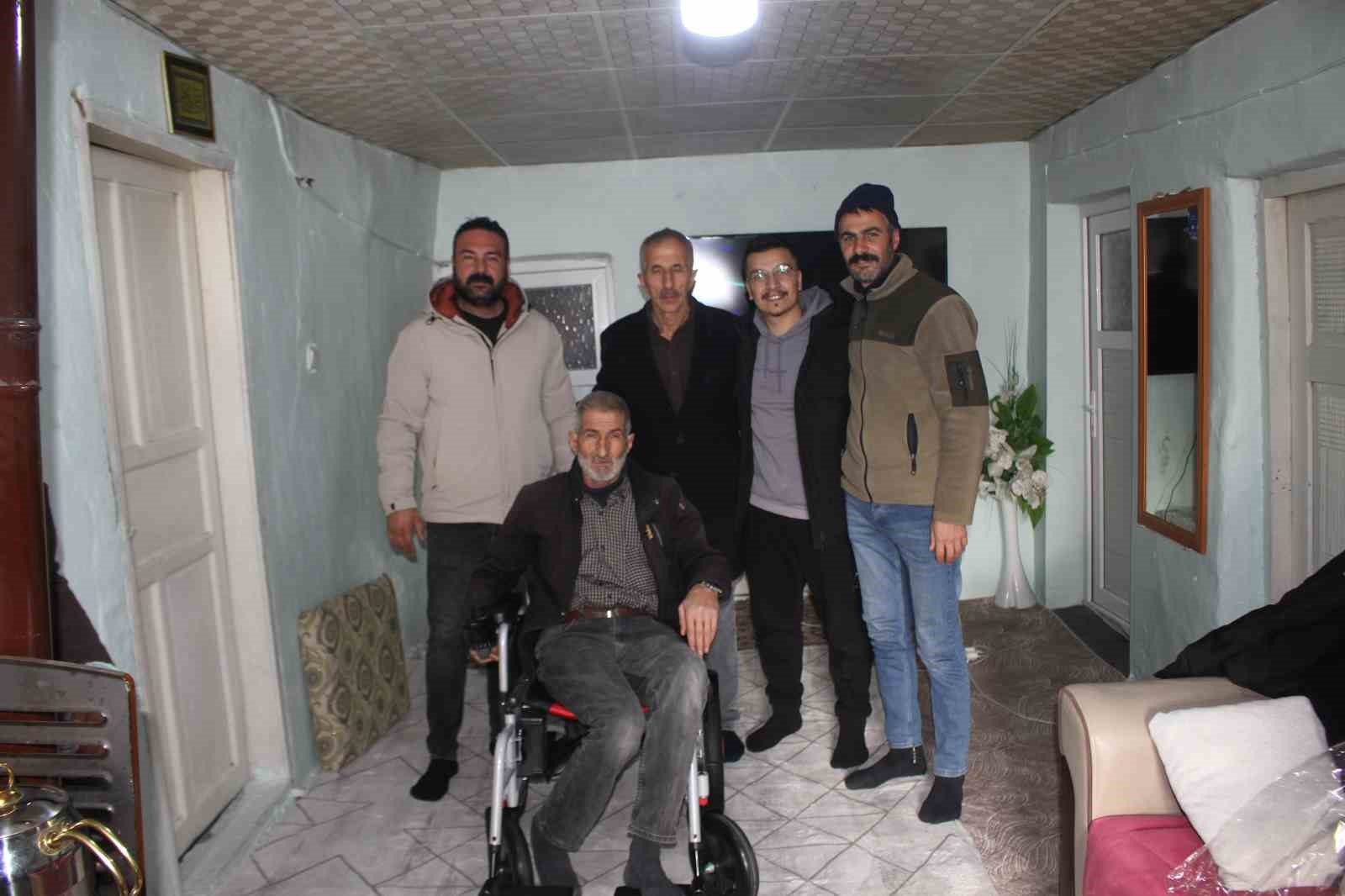 Malazgirt’te Engelli Bireylerin Yüreğini Isıtan Destek