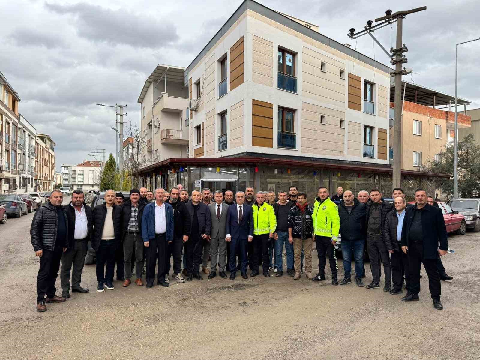 Manisa Büyükşehir Belediyesi, Servis Şoförlerinin Taleplerini Dinledi