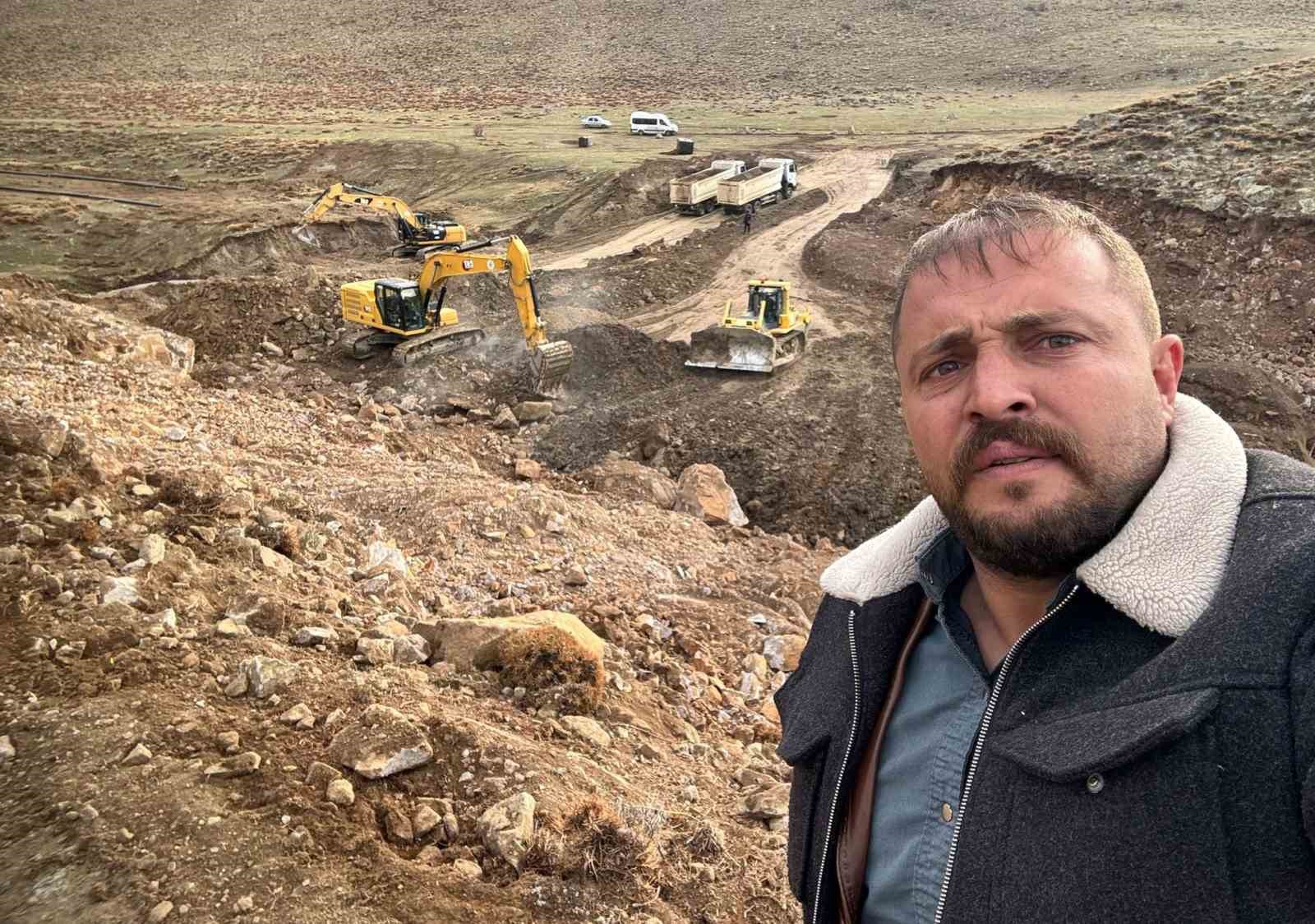 Muhtar Vefa Ersoy’dan Başkan Mehmet Sekmen’e Övgü; “Hizmette Eşi Benzeri Yok”