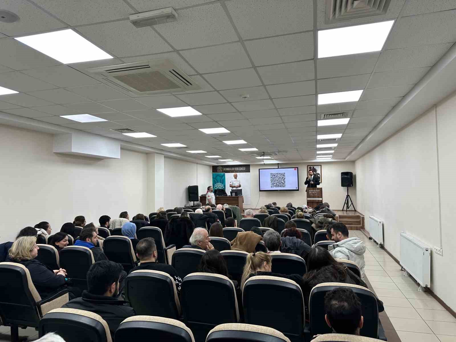 Nilüfer Belediyesi Personeline “Temel Afet Bilinci” Eğitimi