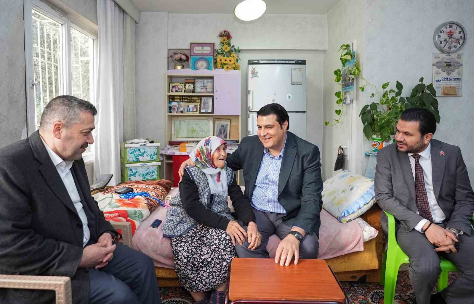 Şehitkamil’den İhtiyaç Sahiplerine Tekerlekli Sandalye