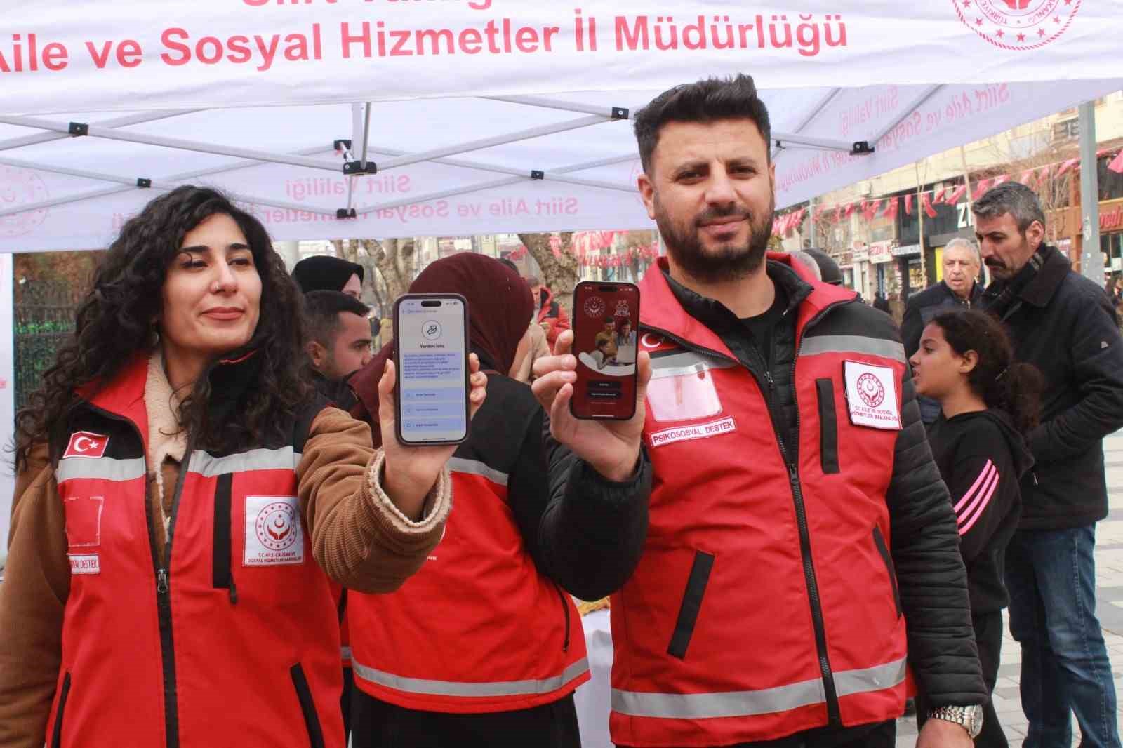 Siirt’te ‘İlk Öğretmenim Ailem’ ve ‘Çocuklar Güvende’ Siteleri ve Mobil Uygulaması Anlatıldı