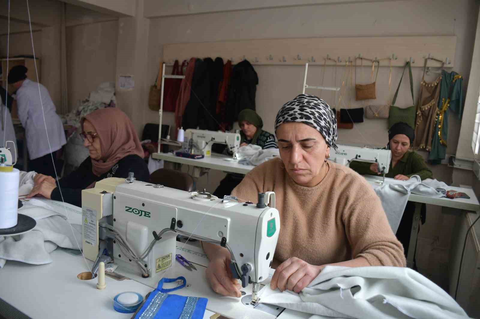 Şırnak’ta Kadınlar Öğrenciler İçin Seferber Oldu