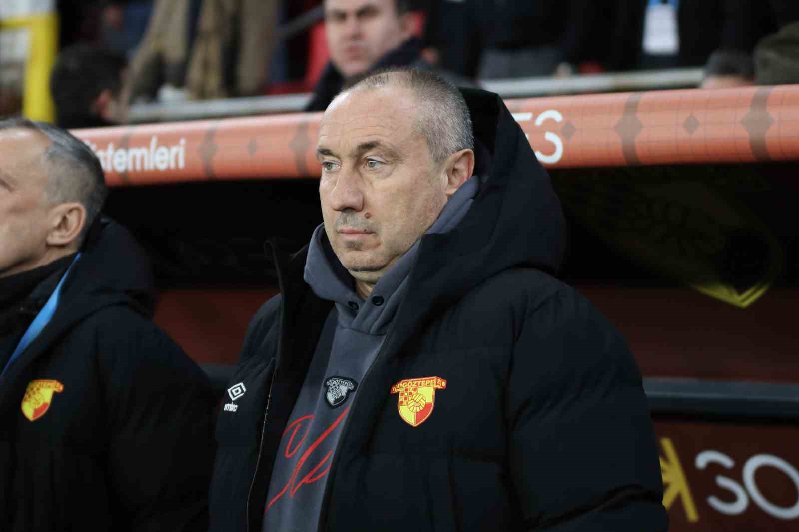 Stanimir Stoilov: “İki Oyuncumuzun Cezalı Duruma Düşmesi Üzücü”