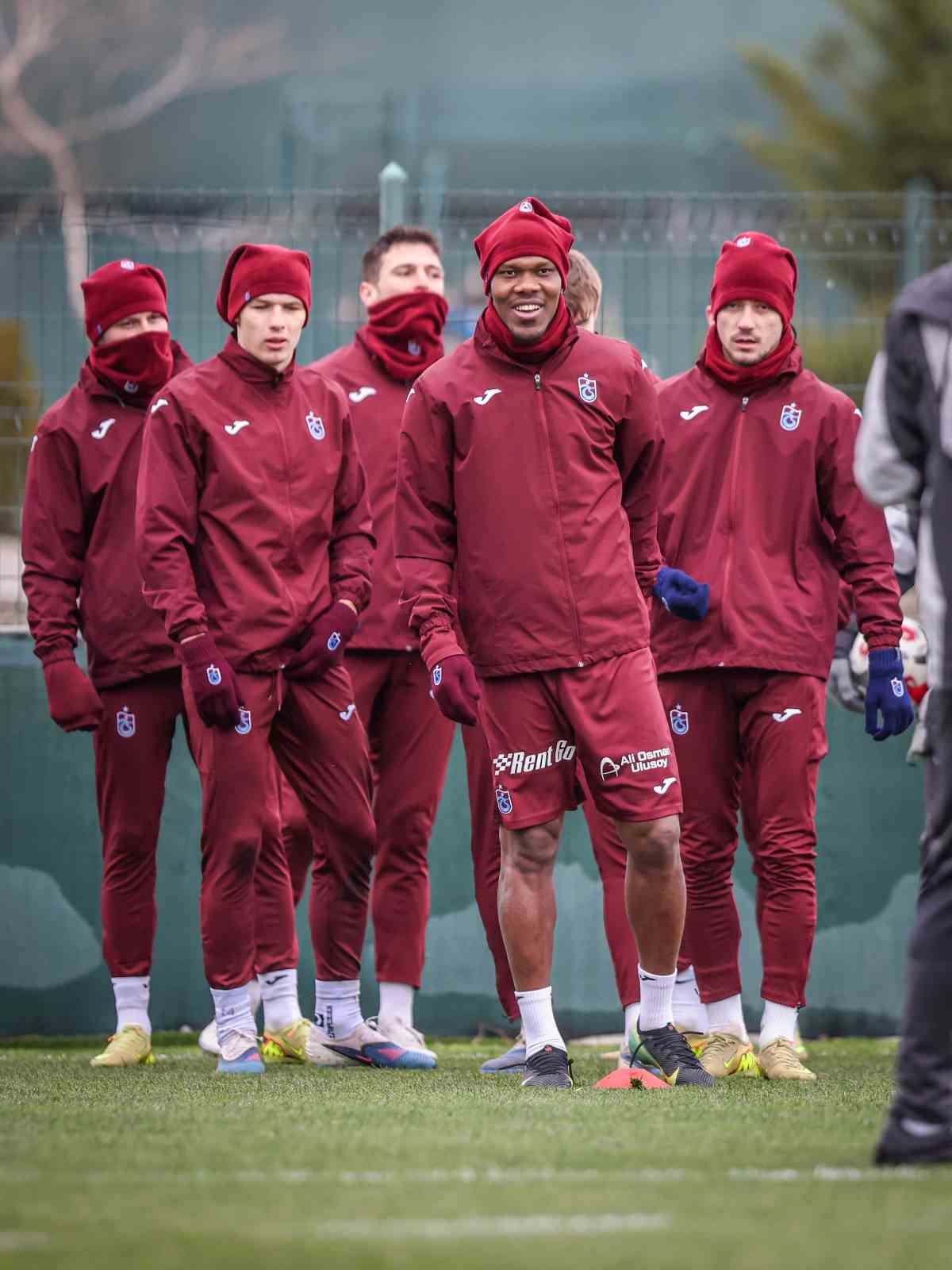 Trabzonspor İçeride ve Dışarıda Eşit Puan Topladı