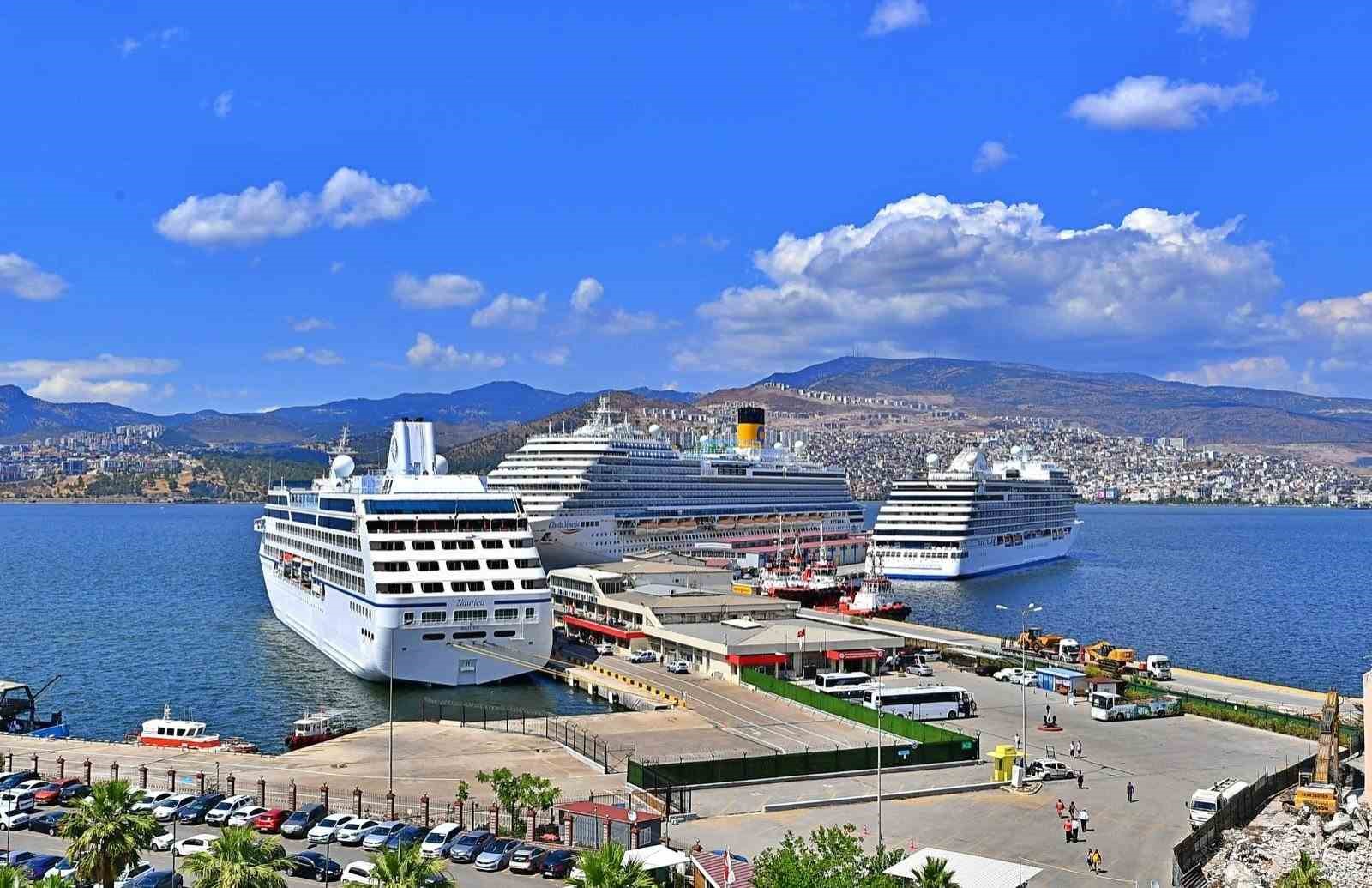 Turizmcilerden, “Alsancak Limanı kruvaziyer ve yolcu taşımacılığına ayrılsın” talebi