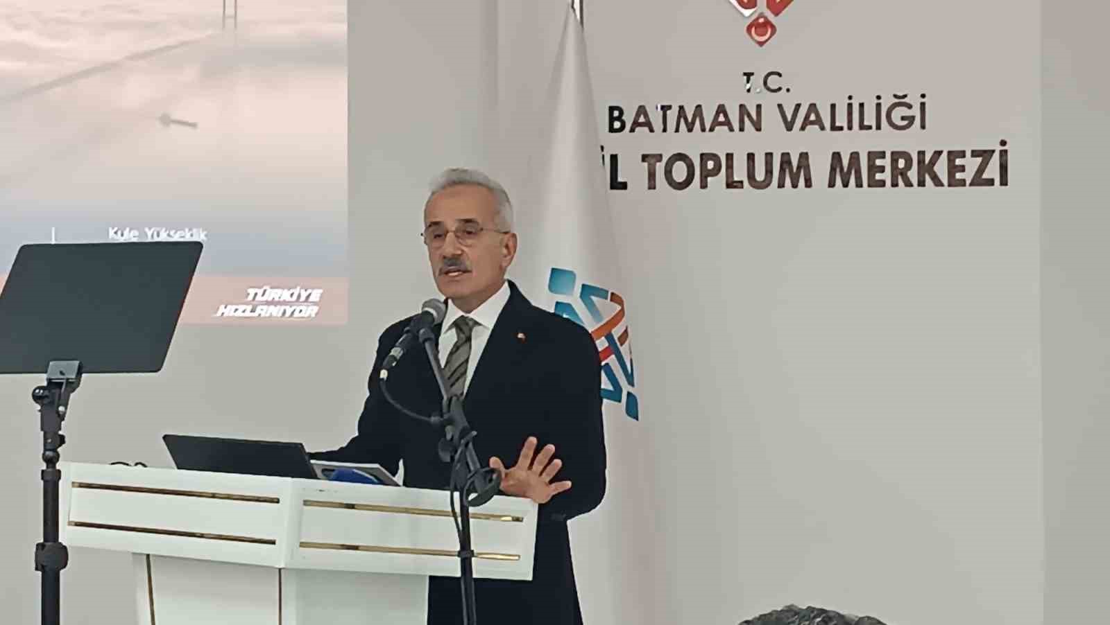Ulaştırma ve Altyapı Bakanı Uraloğlu: “Terörü Bitirmek Üzere Çok Önemli Bir Sürecin Kritik Bir Aşamasındayız”