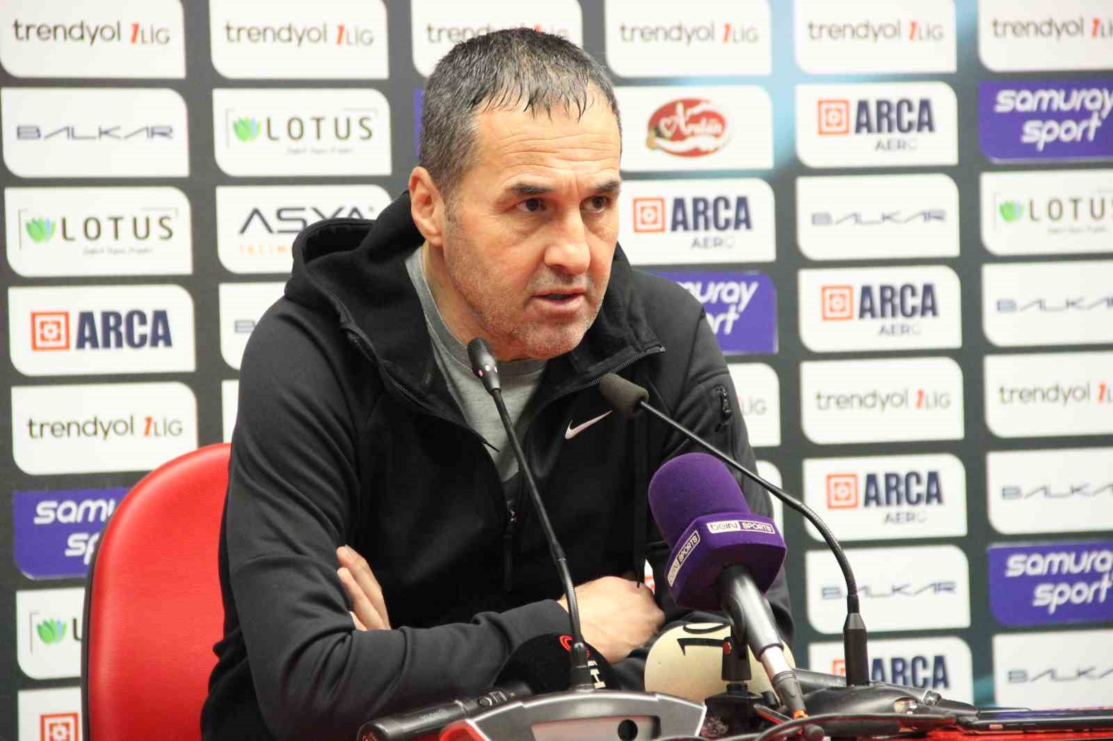 Yalçın Koşukavak: “87. Dakikada Penaltı Golüyle Mağlup Olmak Beni Biraz Üzdü”