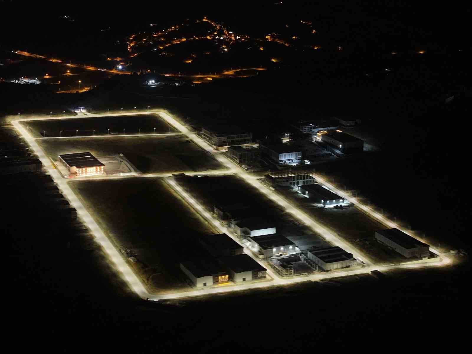 Yalova Makine İhtisas Osb’de Yeni Nesil Elektrik ve Aydınlatma Altyapısı