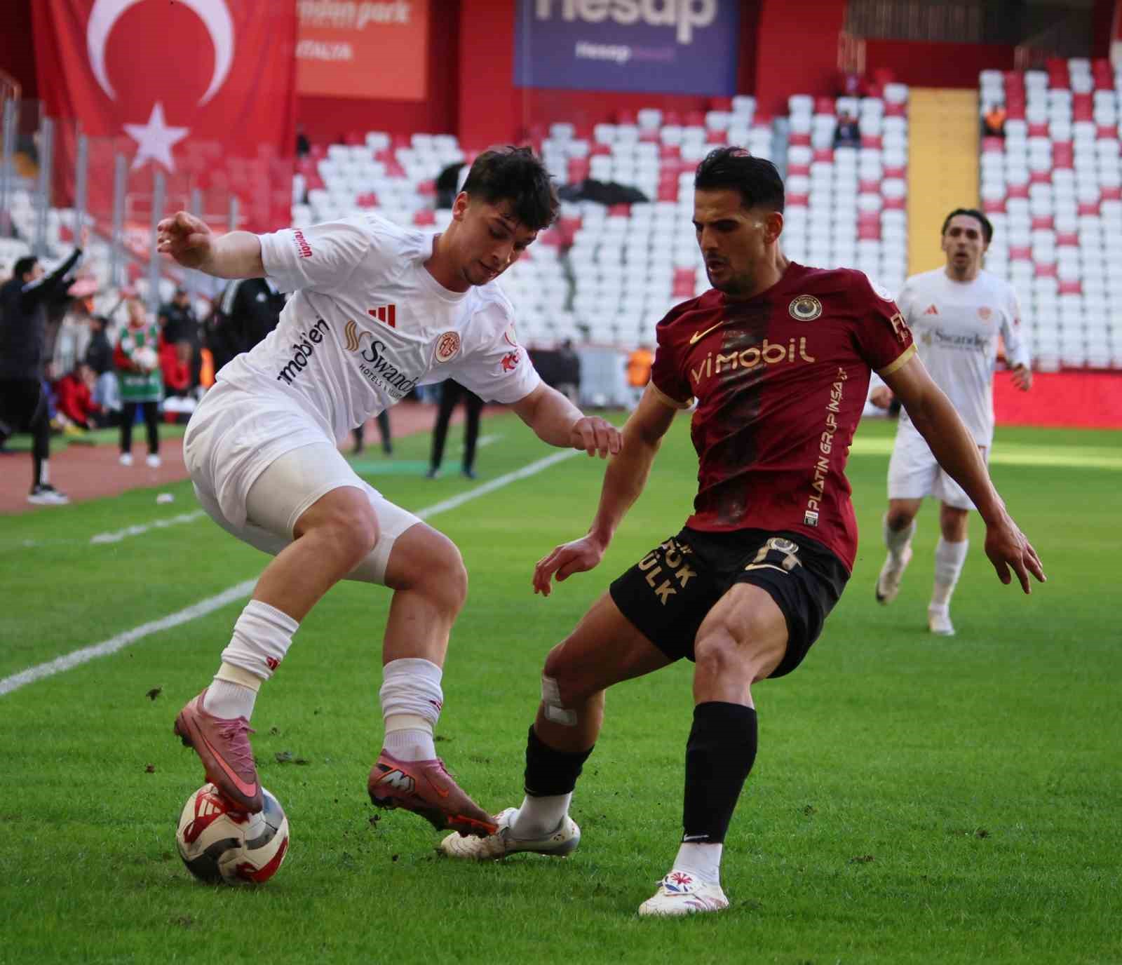 Ziraat Türkiye Kupası: Antalyaspor: 0 – Gençlerbirliği: 0 (İlk Yarı)