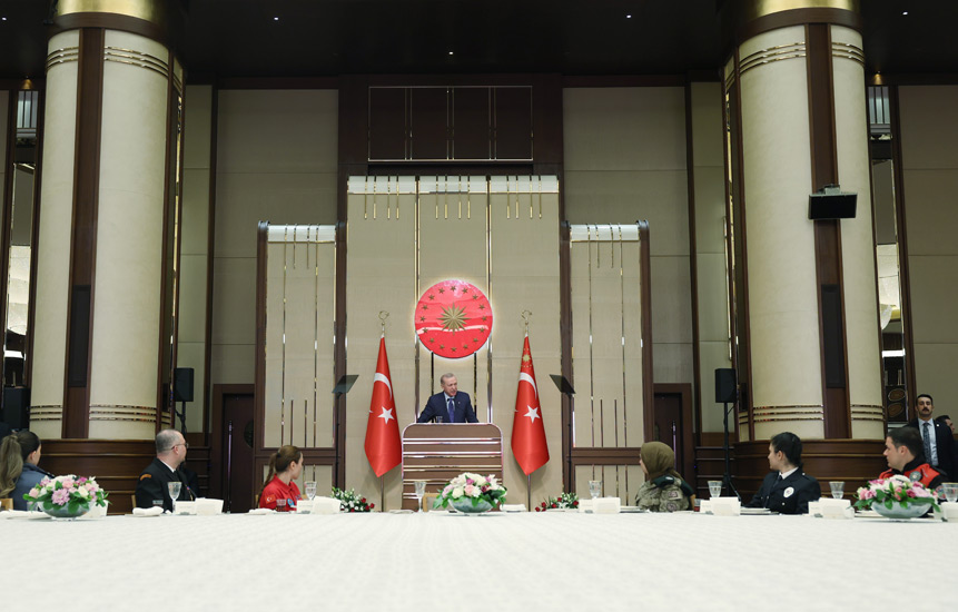 Cumhurbaşkanı Erdoğan: “Türkiye’nin Her Karışında Huzur ve Emniyet Hâkim”