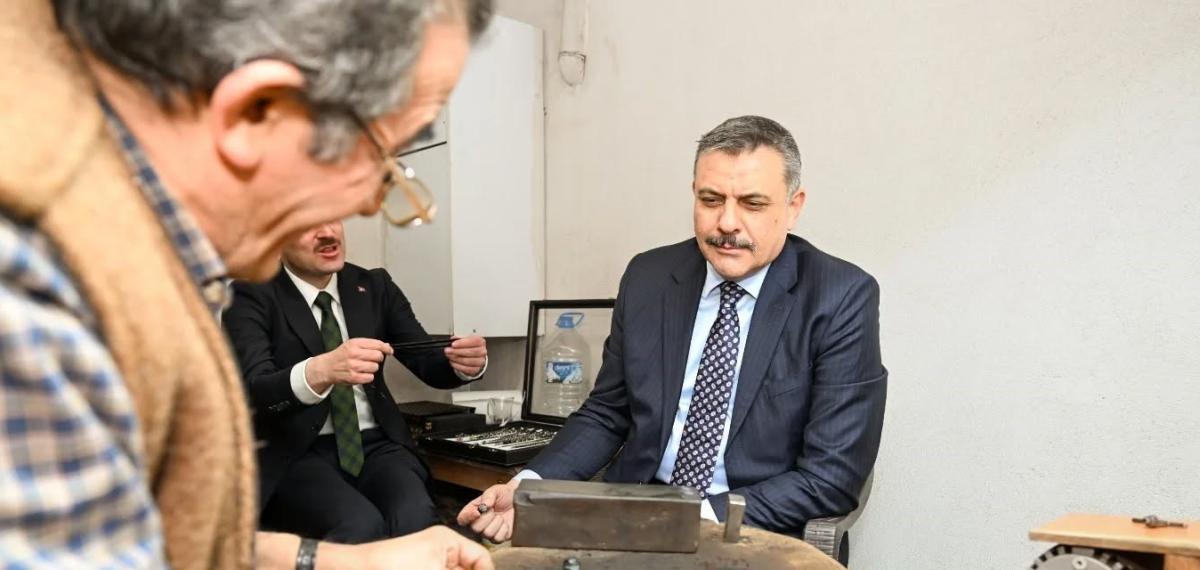 45 Yıllık Oltu Taşı Ustası Hali Aydın’a Vefa