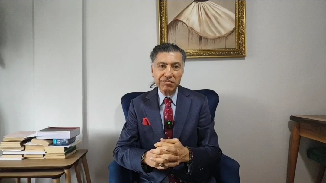 TRT Eski Spikeri Sırrı Er: “Nâmuslular ve Nâmussuzlar”