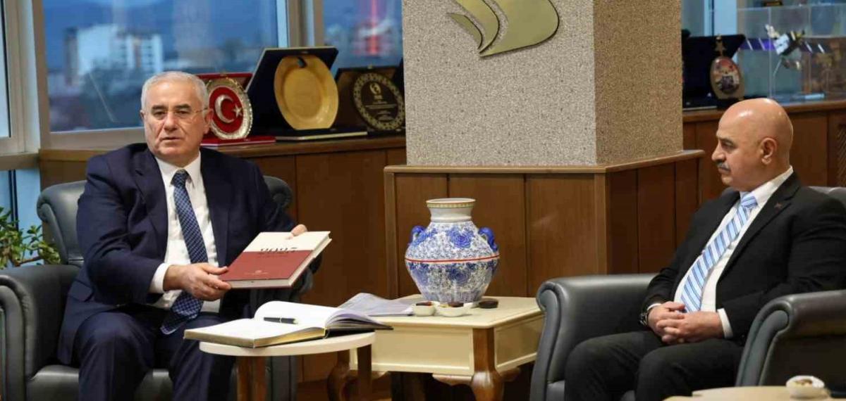 Akarca, Rektör Sözbir ile Bir Araya Geldi