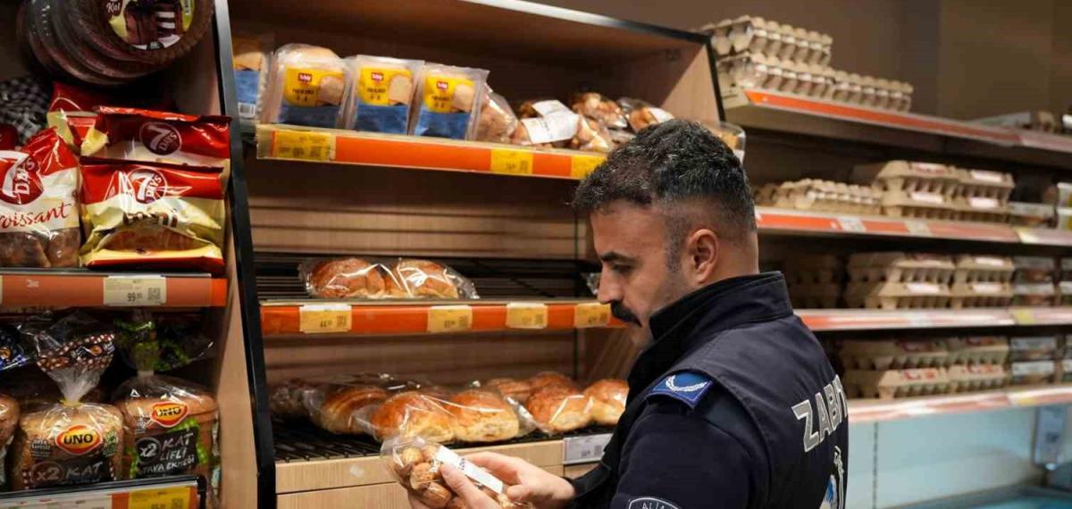 Aliağa’da Zabıtadan Ramazan Mesaisi