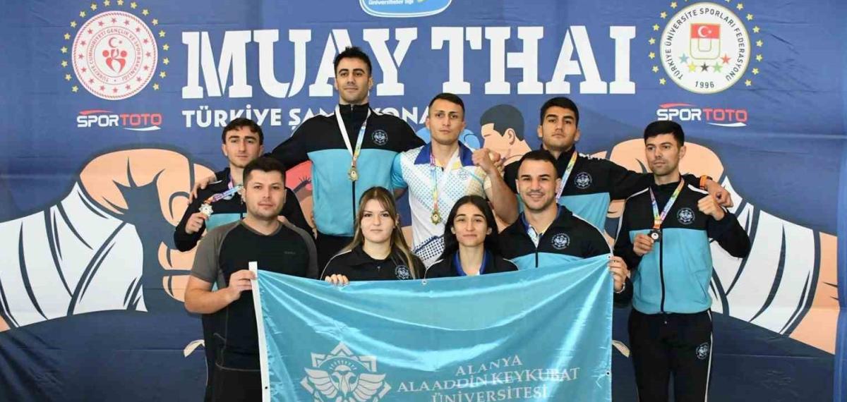 Alkü, Muay Thai Şampiyonasından 5 Madalya ile Döndü