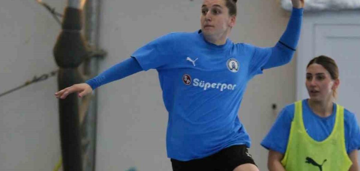 Armada Praxis Yalıkavakspor, Trabzon Deplasmanı Öncesi Hazırlıklarını Sürdürüyor