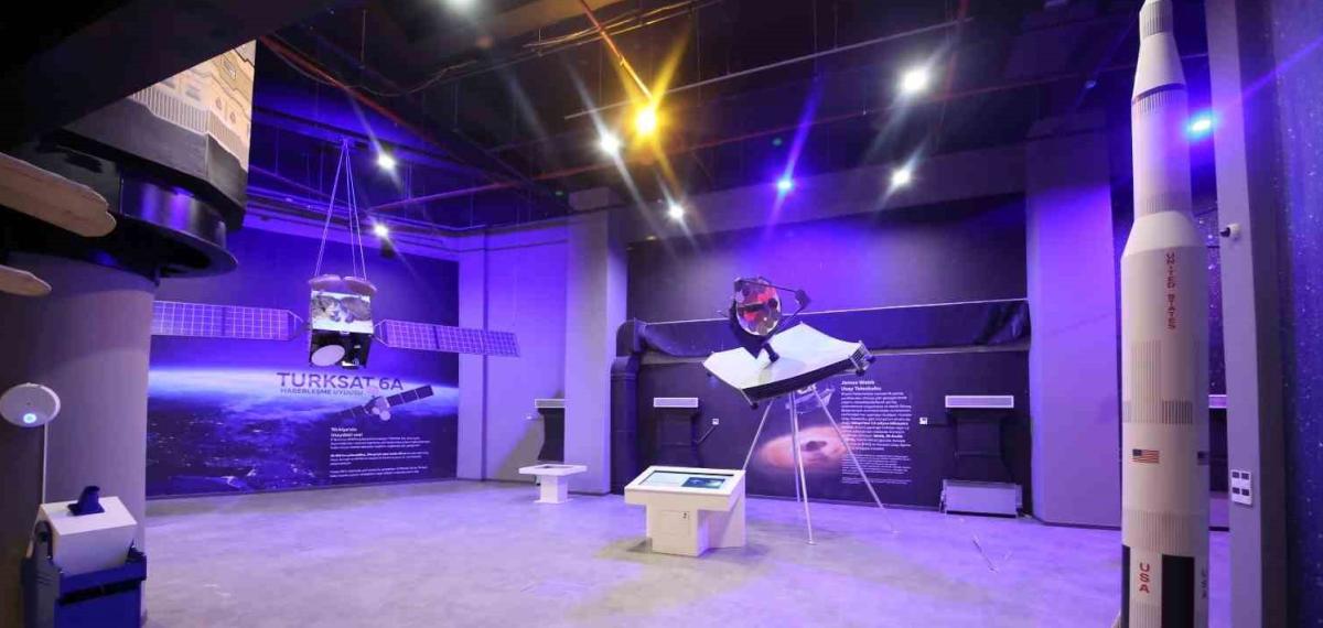 Atatürk Bilim Merkezi Bilim Tutkunlarının Buluşma Noktası Oldu