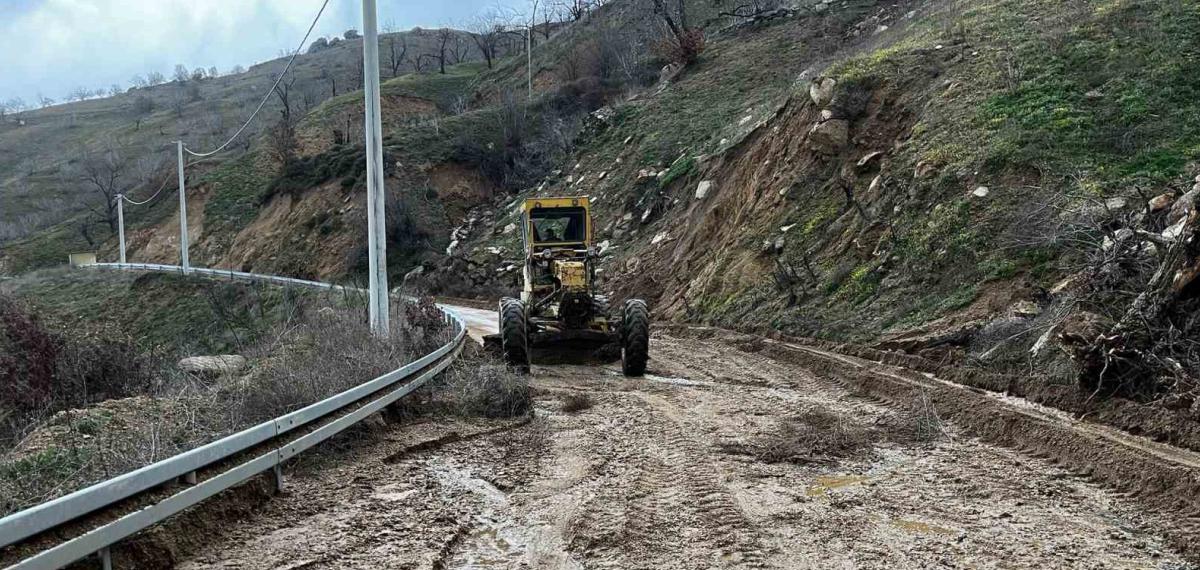 Aydın Büyükşehir Belediyesi Ekipleri Zamanla Yarışıyor