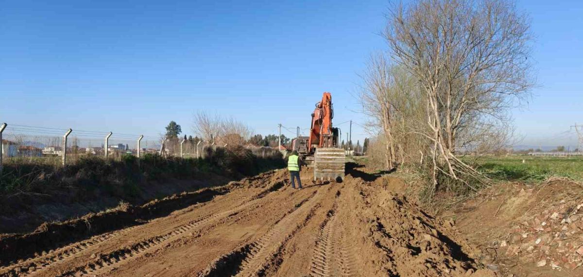 Aydın Büyükşehir Belediyesi’nin Yol Çalışmaları Sürüyor