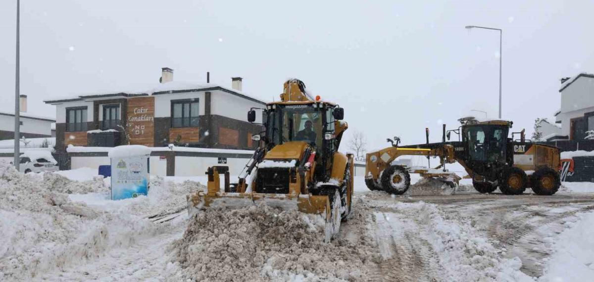 Aziziye’de Karla Mücadele Seferberliği