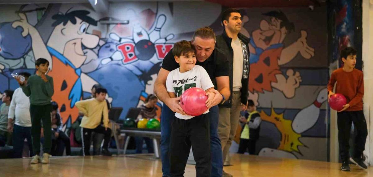 Baba Oğul Bowling Turnuvası Renkli Anlara Sahne Oldu