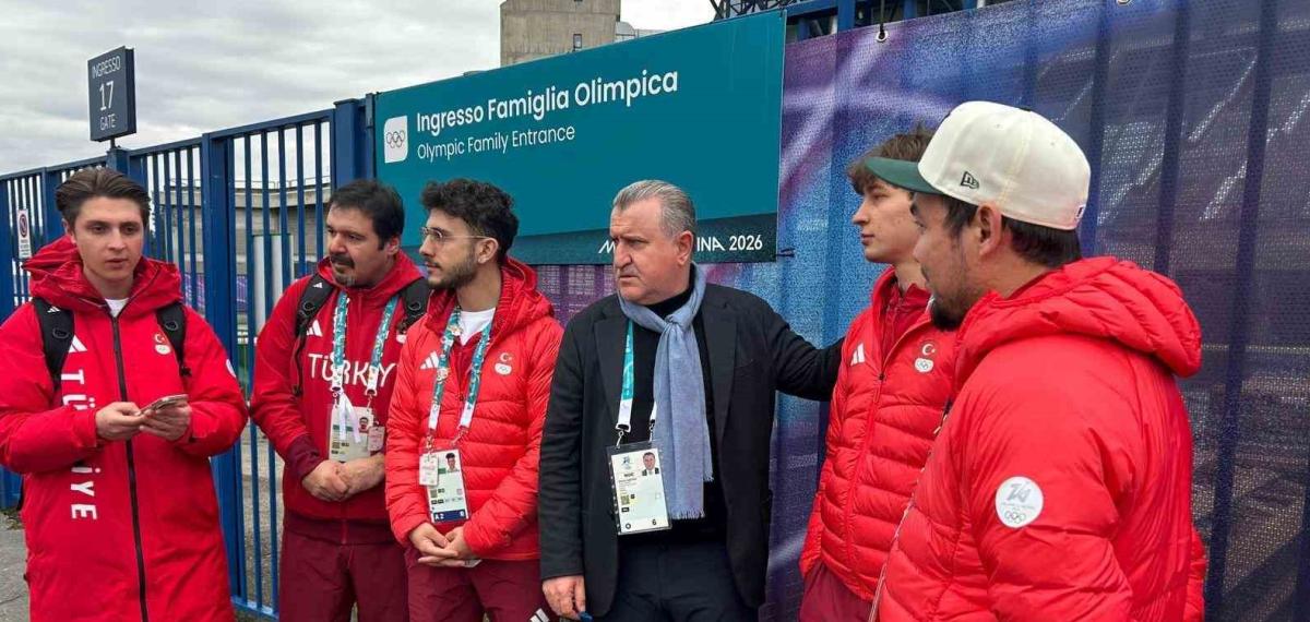 Bakan Bak, İtalya’da Milli Sporcuları Ziyaret Etti