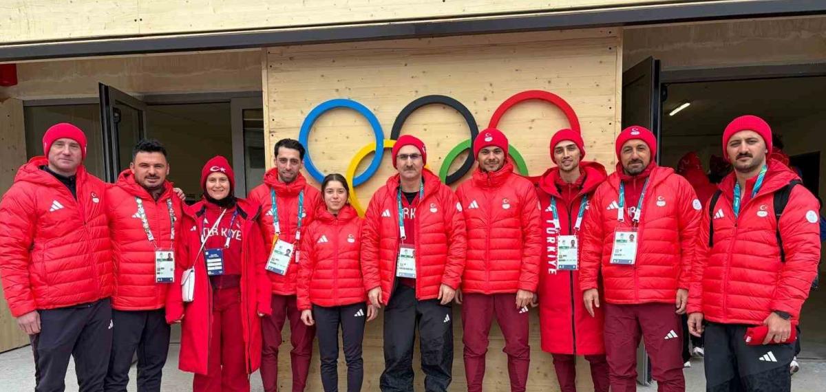 Bakan Bak, Kış Olimpiyatları’nda Yarışacak Milli Sporcularla Görüştü