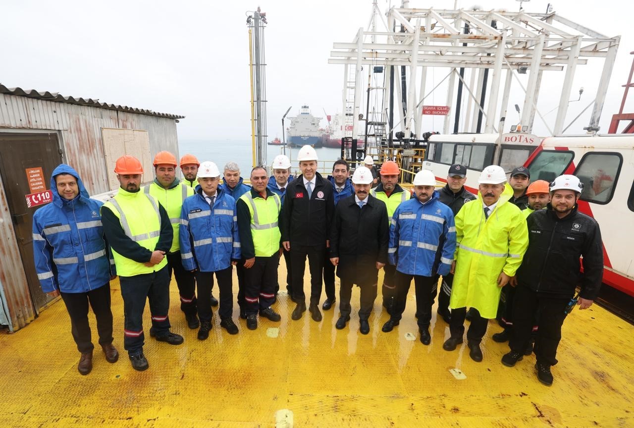 Bakan Bayraktar: “Günlük 200 Milyon Metreküplük Bir Gazı Gemilerle Alır Hale Geleceğiz”