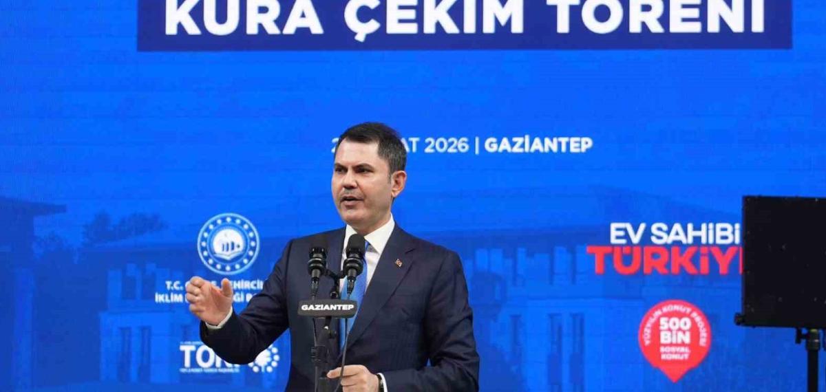 Bakan Kurum: “Muhalefet, ‘Deprem Bölgesine Çöp Kutusu Gönderdim’ Diye Övünüyor, 455 Bin Yuvayı Beğenmiyor”