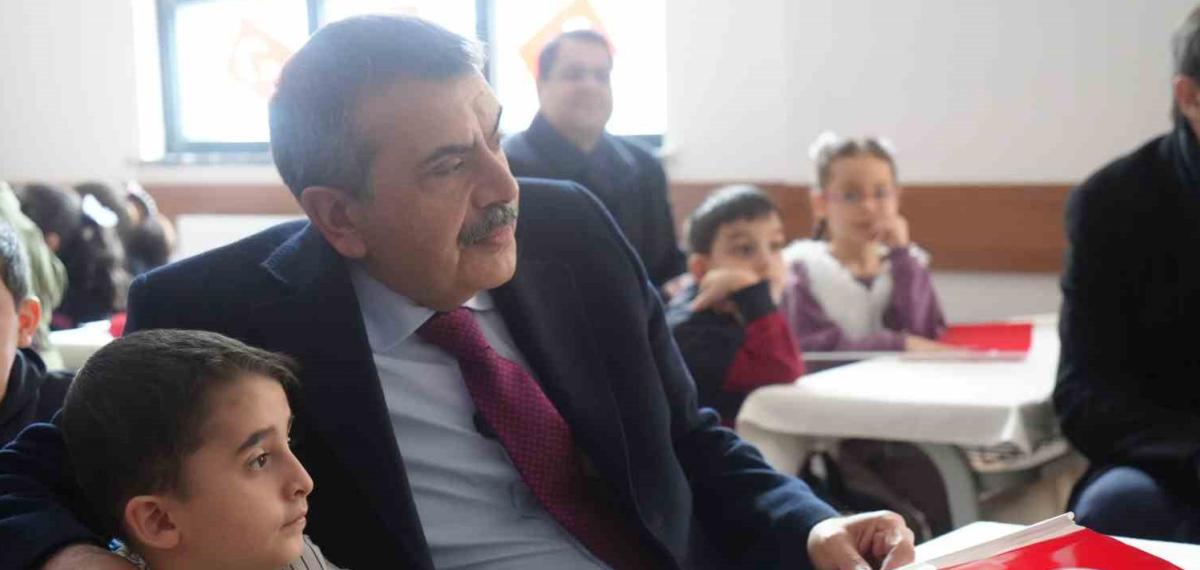 Bakan Tekin, “Kimsenin Dini İnancını Sorgulamadık”