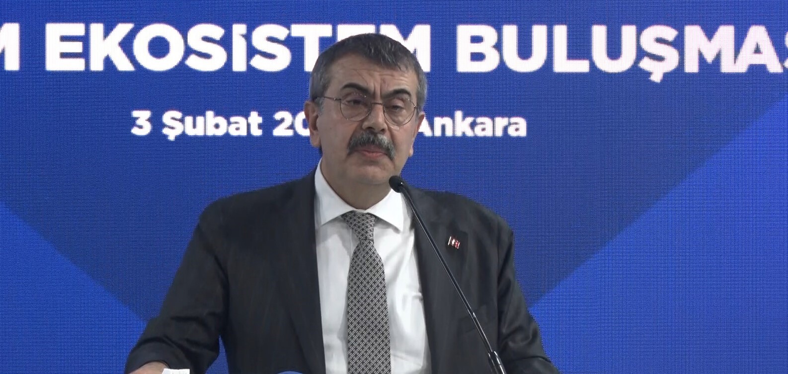 Bakan Tekin: “Teknolojiye Dair Her Adımı Geniş Yelpazeyle Tartmak Durumundayız”