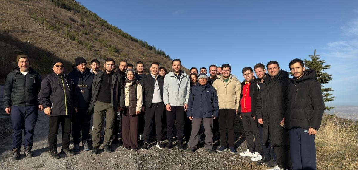 Başkan Büyükkılıç’tan Ali Dağı’nda Gençlere Mesaj