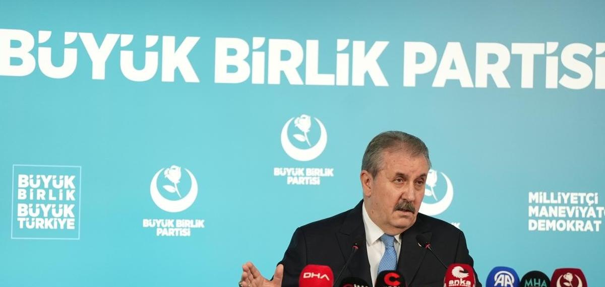BBP Genel Başkanı Destici: “Ne Yapmış Akın Gürlek, Bahisçilerin Üstüne Gitmiş. Millet Olarak Teşekkür Etmemiz Lazım”