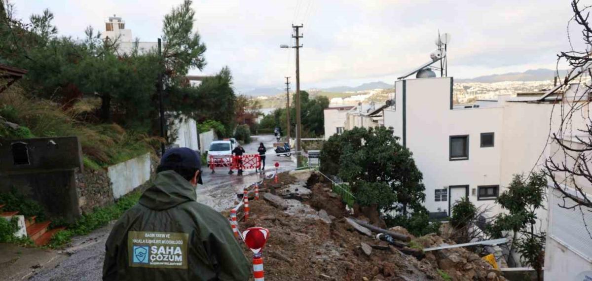 Belediye Ekiplerinin Yoğun Mesaisi Sürüyor