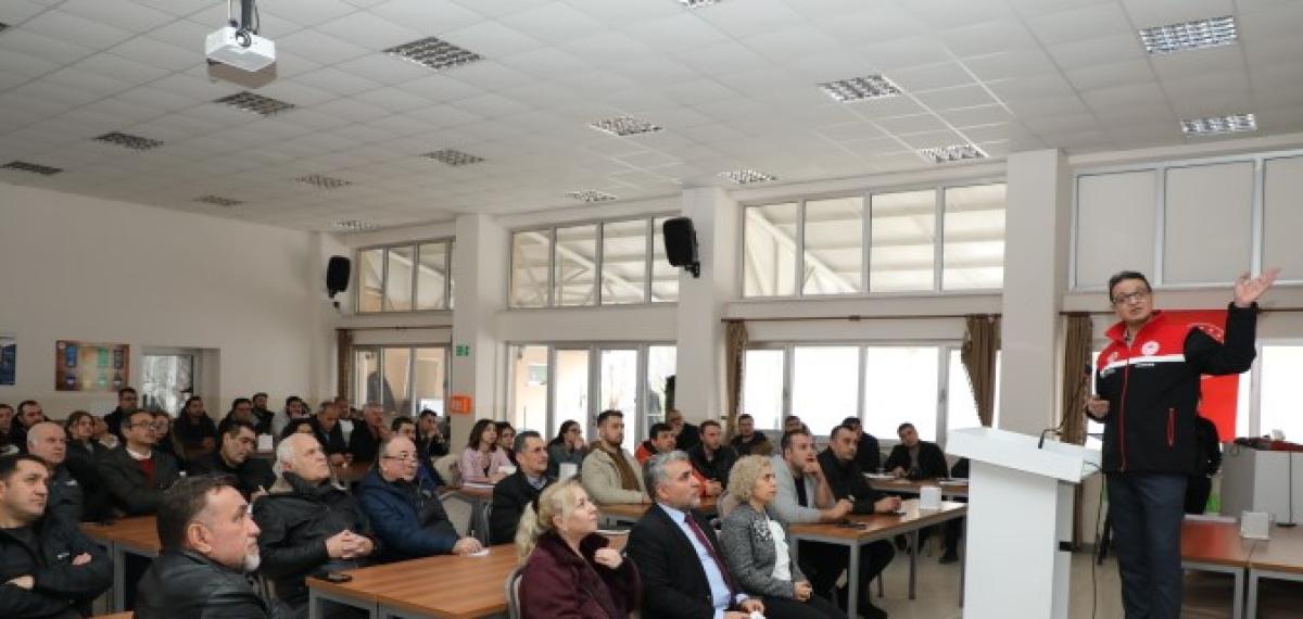 Bitki Koruma Ürünleri Hakkında Bilgilendirme Toplantısı Yapıldı